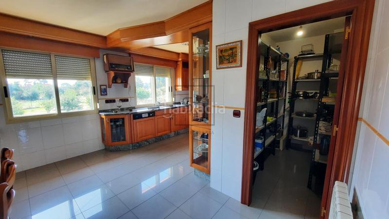 Foto 17aa5a44-f4c3-4d4f-a02e-0fc145a08482. Chalet vivienda independiente con múltiples posibilidades en Ferrol