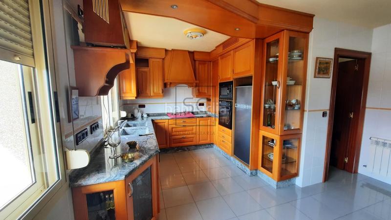 Foto 20f816b3-d052-444f-929c-b3c940d4d6f8. Chalet vivienda independiente con múltiples posibilidades en Ferrol