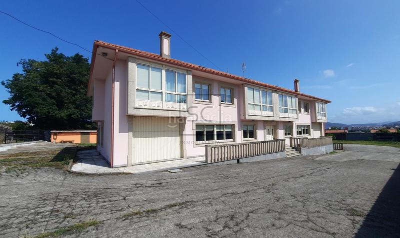 Foto 5932055d-4ccb-4b4c-be65-38469a613f6e. Chalet vivienda independiente con múltiples posibilidades en Ferrol