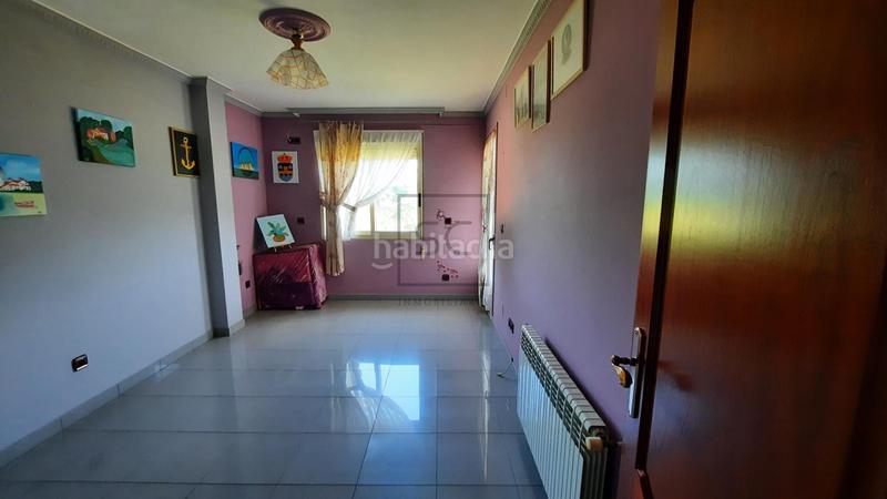 Foto dc943e6f-2518-44ff-ad70-1041da333e34. Chalet vivienda independiente con múltiples posibilidades en Ferrol