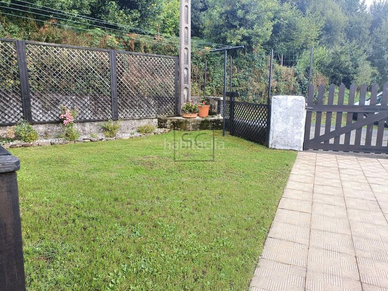 Foto 8d46c39d-fd0e-4904-a2bf-5b335cc65366. Casa amb aparcament a Cedeira