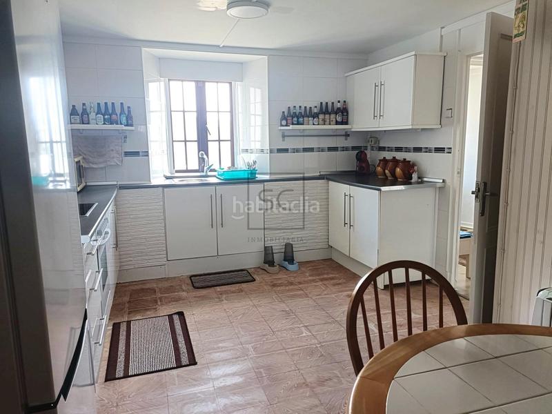 Foto ebba9adb-fd2e-48ba-857f-4035d011f3aa. House with parking in Cedeira