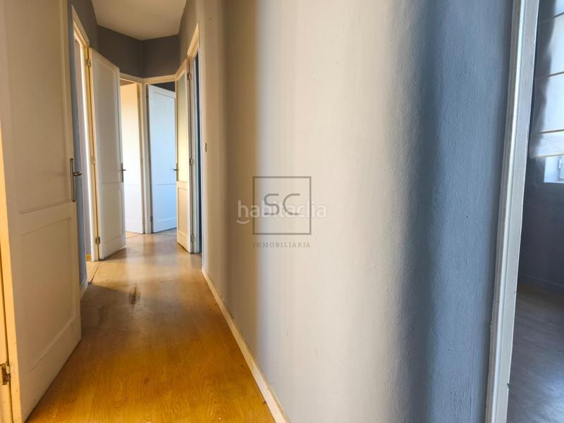 Foto 1ed8aa00-cbf8-420c-91ed-056ef272c6a8. Semi detached house with heating in A Malata - Catabois - Ciudad Jardín Ferrol