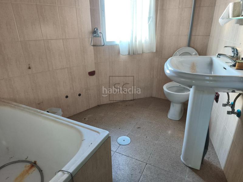 Foto 57b67e9a-93a4-4749-9098-5f5bb2253769. Semi detached house with heating in A Malata - Catabois - Ciudad Jardín Ferrol