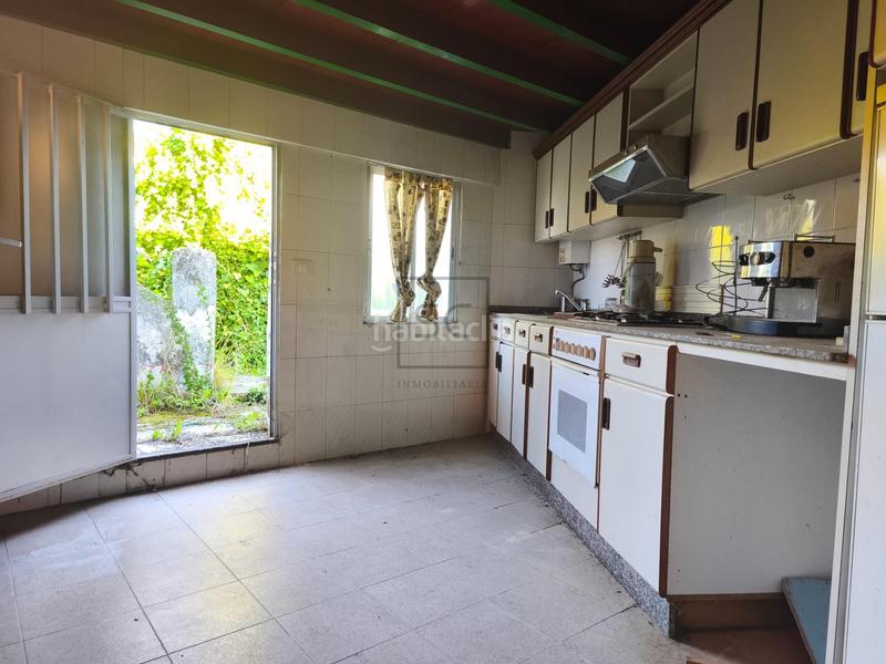 Foto da15cefb-8cd9-44a6-a255-d168d9c3db06. Semi detached house with heating in A Malata - Catabois - Ciudad Jardín Ferrol