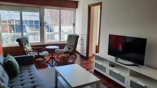 Miete Etagenwohnung in Porta Nova. Piso amueblado con ascensor en ferrol