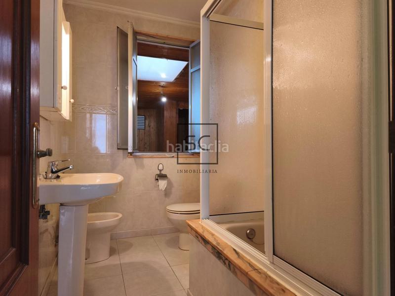 Foto 307ccb51-8cd9-49cd-a9a7-27e2d4aa3172. Apartamento bajo vivienda con terraza cubierta en catabois en Ferrol