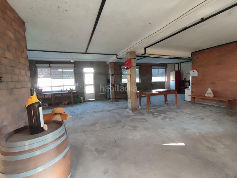 Foto 9c604f74-1a2f-417d-89d9-4407986b52d6. Xalet amb aparcament a Ares