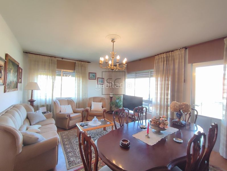 Foto a2185ab0-4fdc-4911-a8aa-6cf0d6d198b8. Xalet amb aparcament a Ares