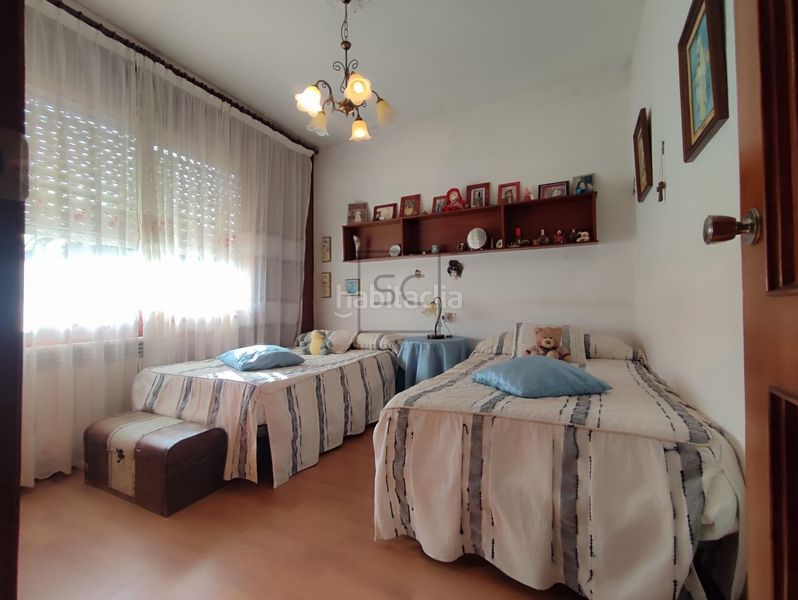 Foto d17a297e-f7f9-4153-a6ab-cbc16ee686d7. Xalet amb aparcament a Ares