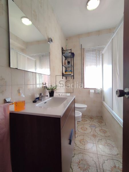 Foto d9469593-37ae-478a-8d3b-87eb5c802583. Xalet amb aparcament a Ares