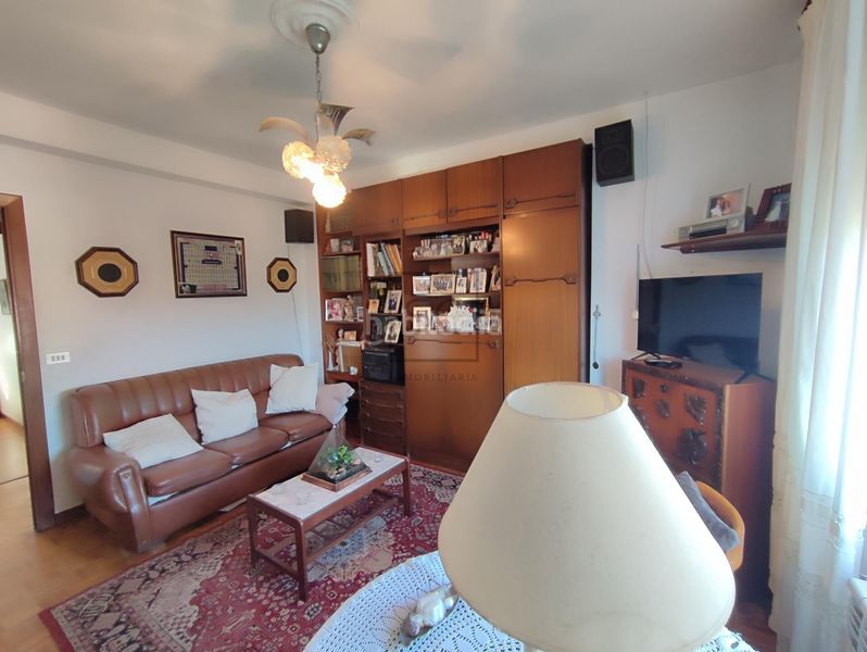 Foto f2c24107-ce79-4b38-8dcd-5ad4d1c09854. Xalet amb aparcament a Ares