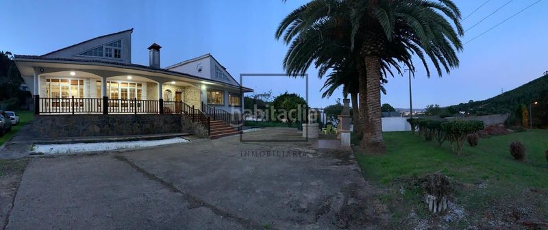 Foto 0ec59824-7539-441c-b81e-8934893fb3a6. Chalet mit heizung parking in A Malata - Catabois - Ciudad Jardín Ferrol