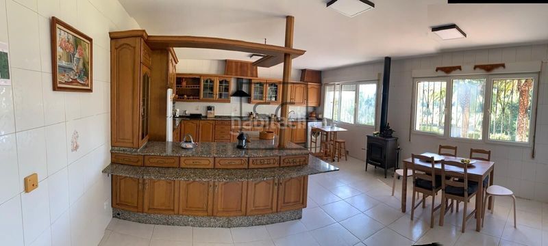 Foto a2957986-c4c4-48d9-b4c4-2c3511760635. Chalet mit heizung parking in A Malata - Catabois - Ciudad Jardín Ferrol