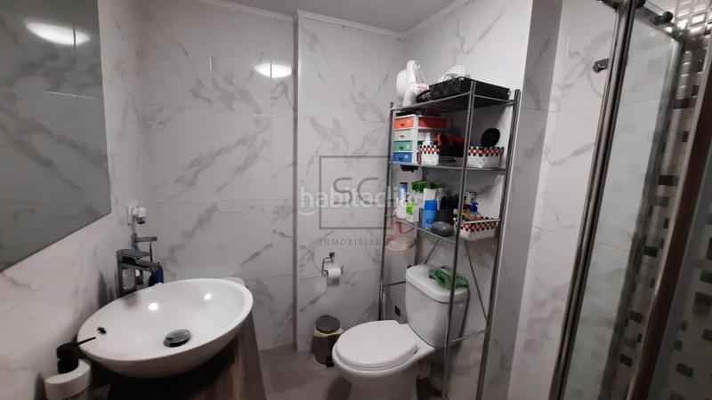 Foto 3710cc24-1549-4a45-aeb8-5b039ecbe40d. Pis amb calefacció a A Malata - Catabois - Ciudad Jardín Ferrol