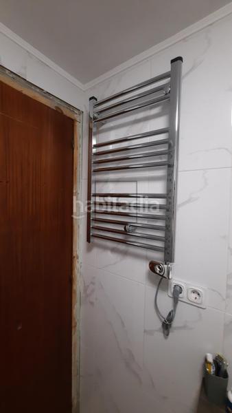 Foto 84eb4898-27d8-4036-9b32-1fae81dbe01a. Pis amb calefacció a A Malata - Catabois - Ciudad Jardín Ferrol