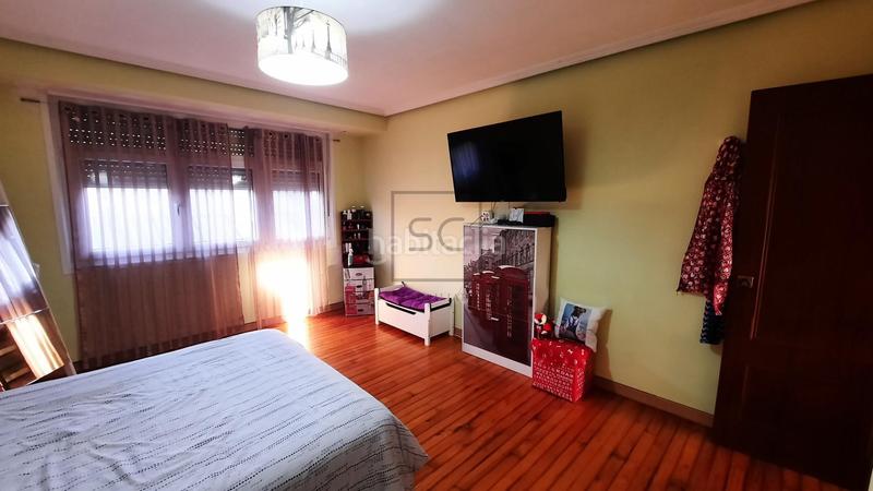 Foto efa66f94-4cac-4157-bb97-729136700107. Pis amb calefacció a A Malata - Catabois - Ciudad Jardín Ferrol