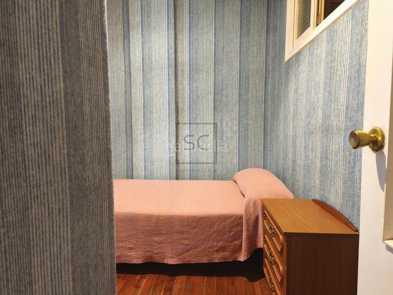 Foto 482d0cd1-87f2-4444-b0ff-a7cefb9426f7. Casa a schiera in O Feal - Xubia Narón