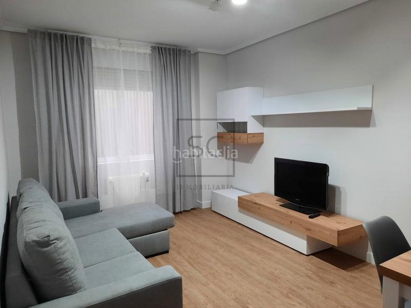 Foto 780c1784-d41e-4366-adc0-509107bb2143. Miete appartement mit heizung in Canido Ferrol
