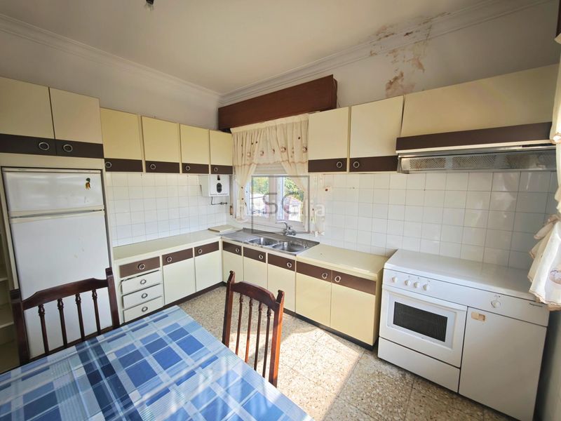 Foto 404d20fb-9c18-4571-8e83-466e1e5135ac. Casa a Ortigueira
