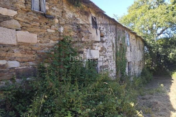 Foto d21a1e1b-117a-4a90-ba57-195416de2396. Casa a Begonte