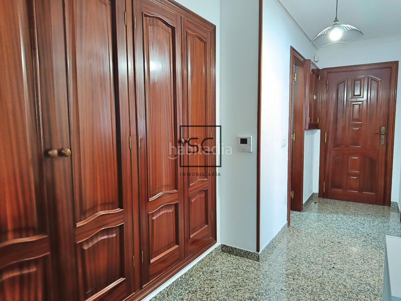 Foto 2cc5dde5-becb-4a42-b152-1cba3a8a4e12. Apartament a A Malata - Catabois - Ciudad Jardín Ferrol