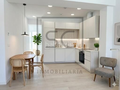 Foto 6d23635d-1f3f-4343-a361-51394a66ca69. Pis a Centro Ferrol