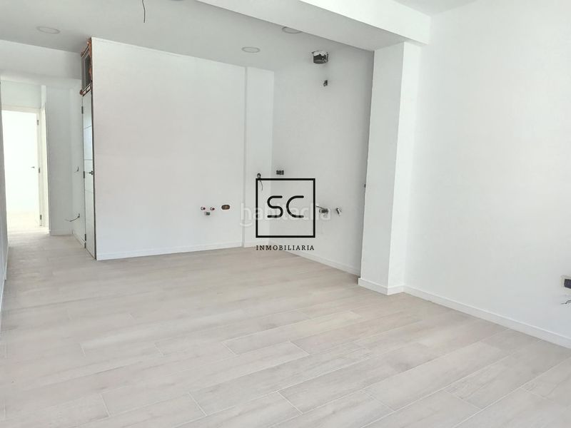 Foto 9d1cef6c-01de-47e0-a582-04d88746e134. Pis a Centro Ferrol