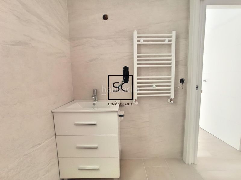 Foto 4a504a4c-3aca-440e-a210-0b988694da61. Pis a Centro Ferrol