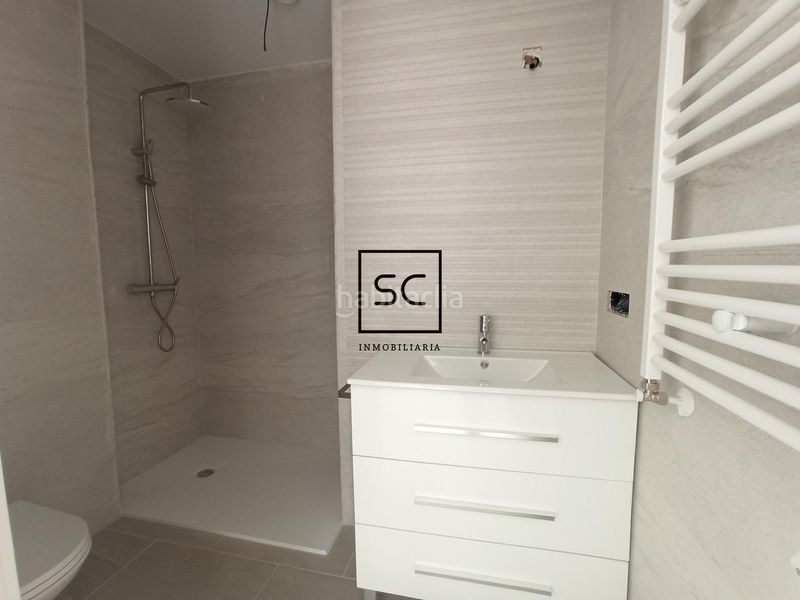 Foto 774a644f-d9c8-4462-8965-12155e0f8a0f. Pis a Centro Ferrol