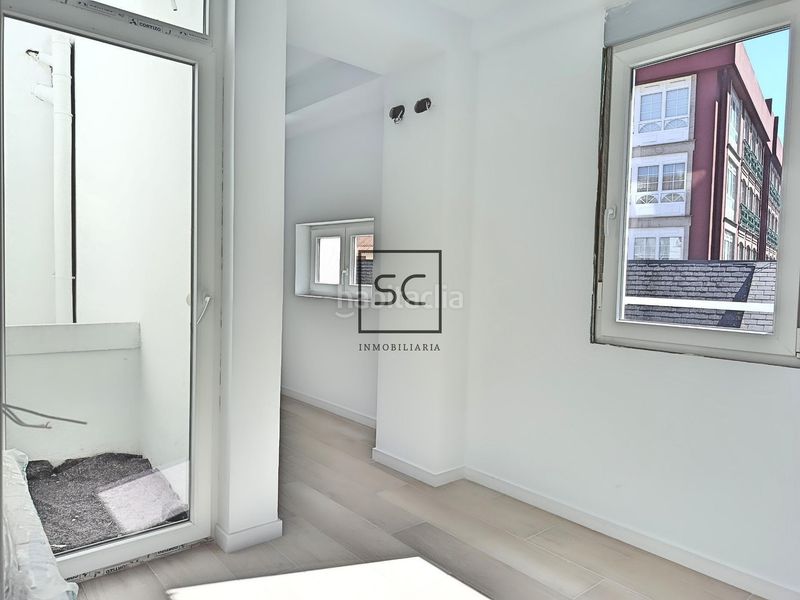 Foto 019e17b8-0de8-4dc6-a308-b66d2b15f623. Pis amb aparcament a Centro Ferrol