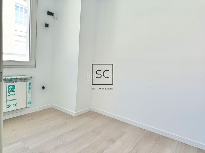 Foto 650a4992-dcd6-43cf-94fb-ad131a5656f4. Pis amb aparcament a Centro Ferrol