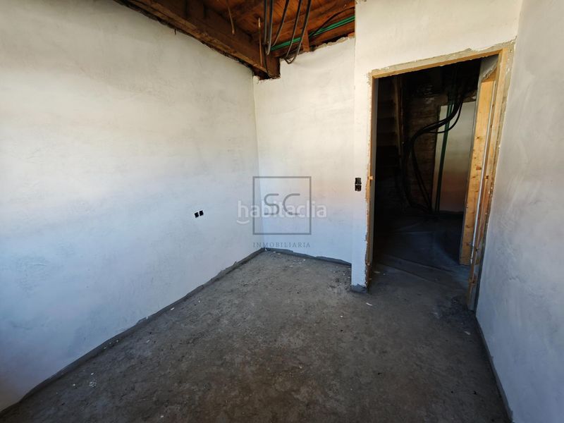 Foto 50545f8a-5350-45b3-b05d-a430bd240296. Casa amb aparcament a Pontedeume