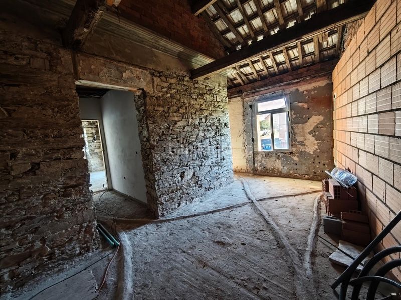 Foto 5dffd39d-a4b2-451a-9426-c4267676b0aa. Casa amb aparcament a Pontedeume