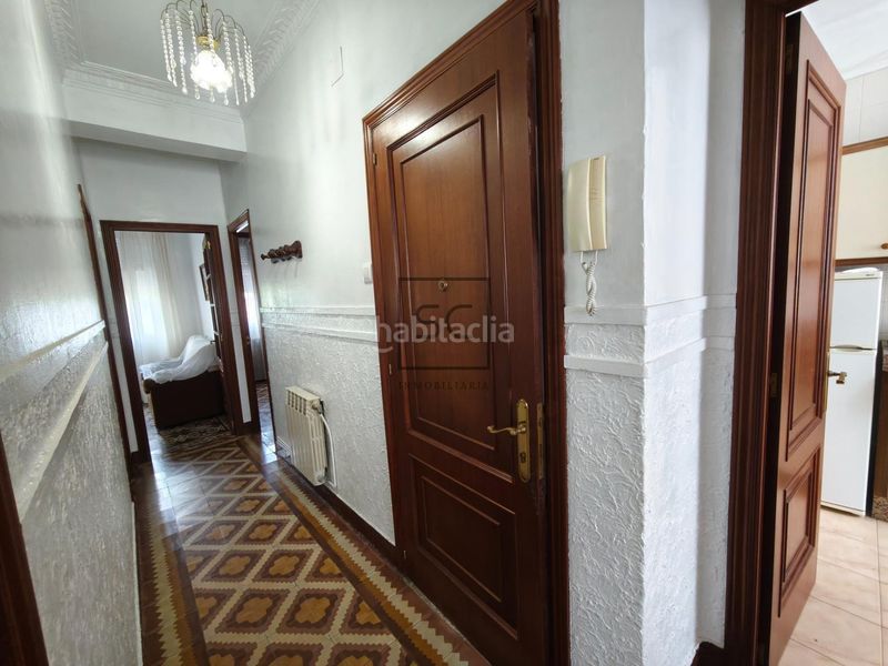 Foto 1bd056e8-c79b-4fc0-9e29-426428219c9d. Casa  con jardín y garaje en Porta Nova, en Porta Nova Ferrol