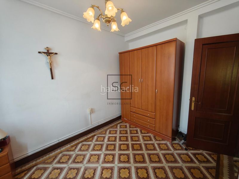 Foto 1cb3a5df-ddb5-49a9-8874-ba0d8ce18577. Casa  con jardín y garaje en Porta Nova, en Porta Nova Ferrol