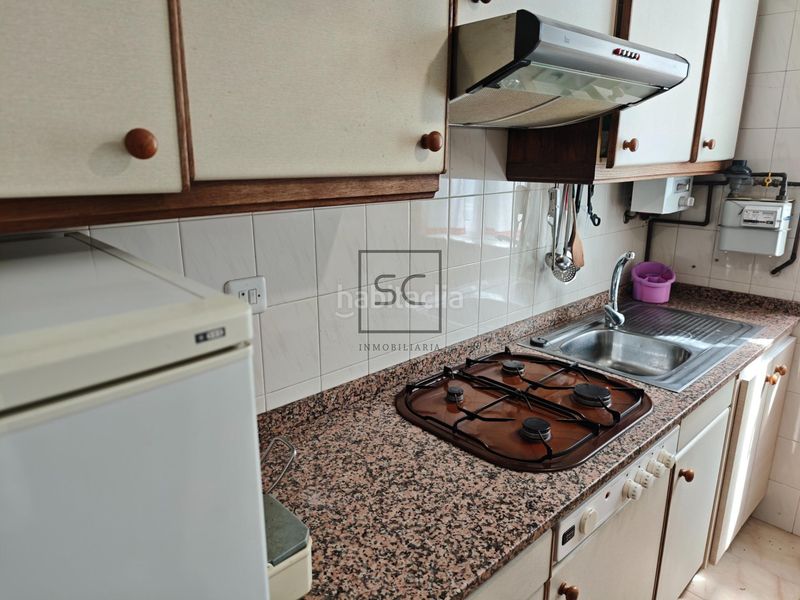 Foto c5bcc2c7-b4bf-4e72-8c4c-4e08fa11c4db. Casa  con jardín y garaje en Porta Nova, en Porta Nova Ferrol