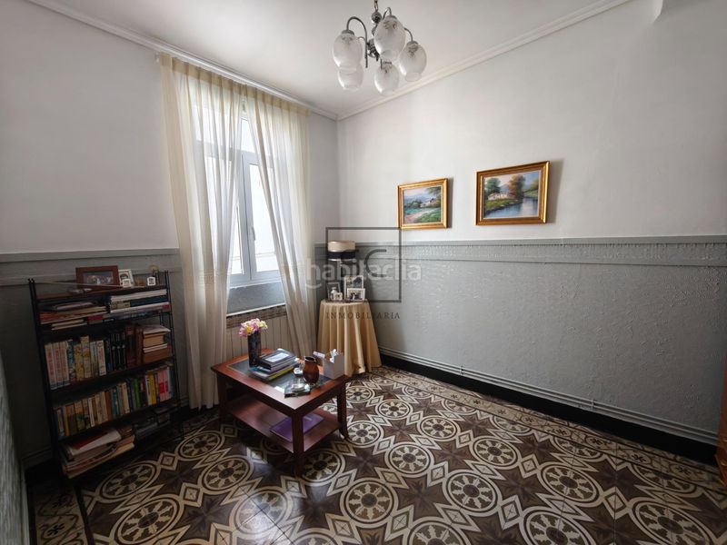 Foto cef4d3f8-8e45-4d55-af1a-5362881593f4. Casa  con jardín y garaje en Porta Nova, en Porta Nova Ferrol