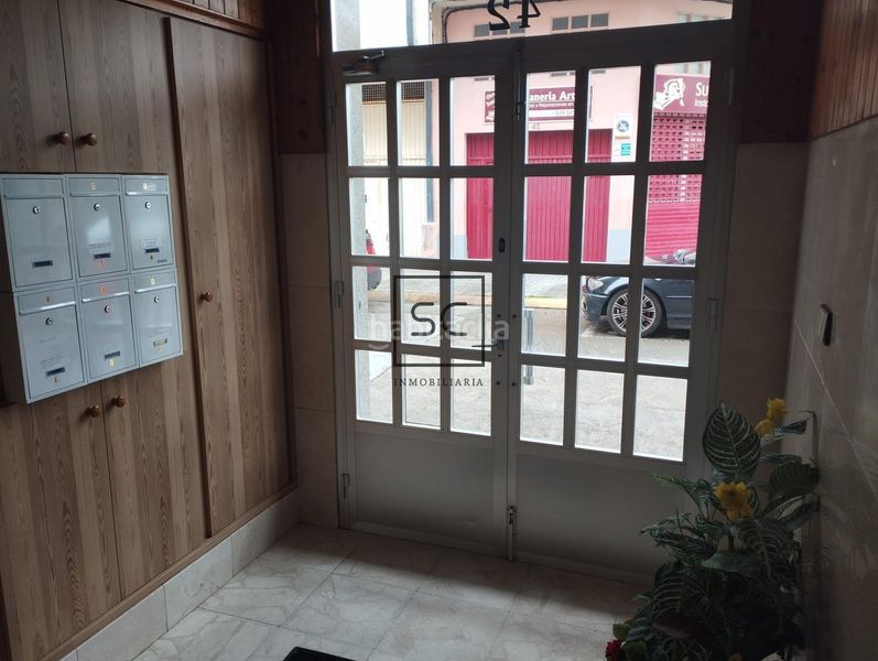 Foto 84a3e588-288c-41ce-97e4-e9863b508773. Piso  con garaje, ascensor y trastero en ultramar, en Ferrol