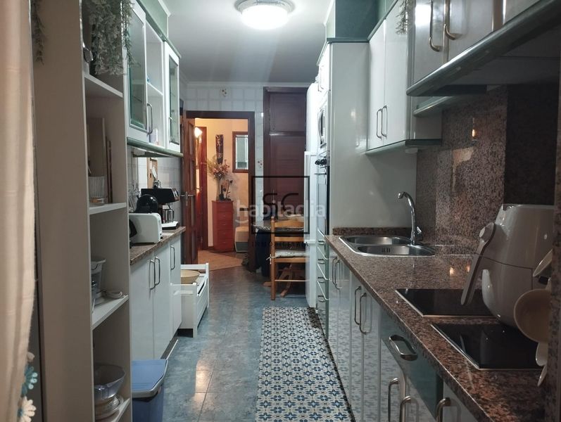 Foto ab4ece3a-0b89-4395-acfe-359eb23d5dd5. Piso  con garaje, ascensor y trastero en ultramar, en Ferrol