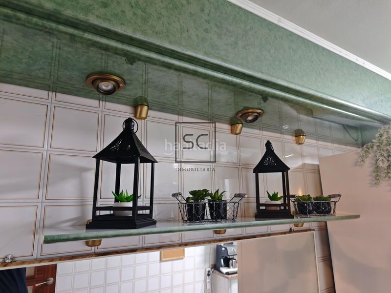 Foto b1117a8c-d161-4795-a230-d6b108747f1c. Piso  con garaje, ascensor y trastero en ultramar, en Ferrol