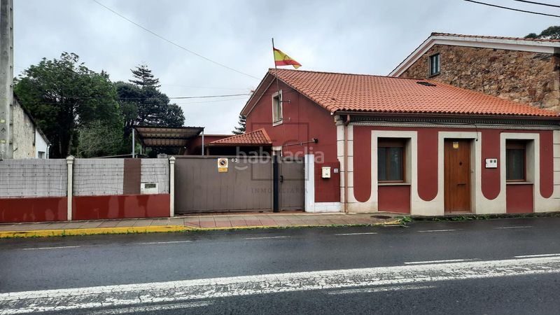 Foto 52c445be-978f-4e6a-a572-52c158c3f61b. Casa adossada amb aparcament a Neda