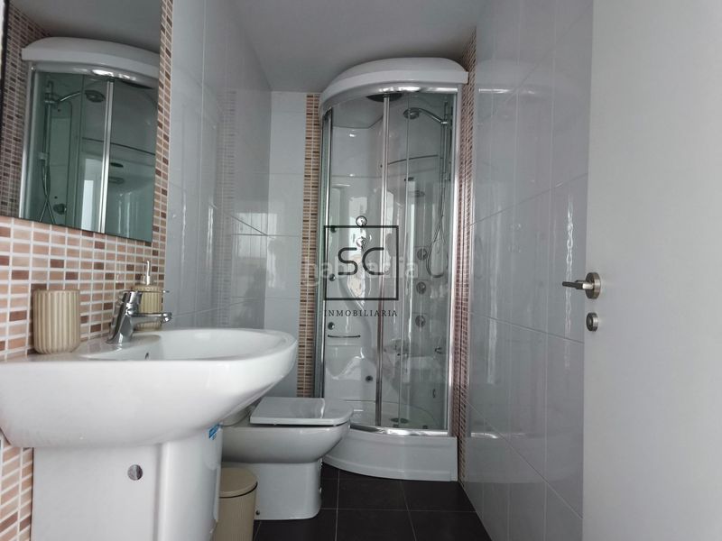 Foto 2cb305dd-5ea4-46df-97cd-4c361965fbb5. Apartament amb calefacció a Cedeira