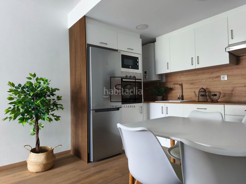 Foto 6bc7a9cb-dee5-4913-8129-731415c843ad. Apartament amb calefacció a Cedeira