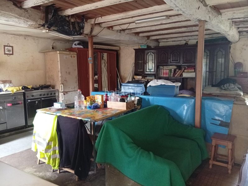 Foto a6e0a5f2-2303-4e6e-bcb8-39ef4ce84fe3. Masia amb aparcament a A Malata - Catabois - Ciudad Jardín Ferrol