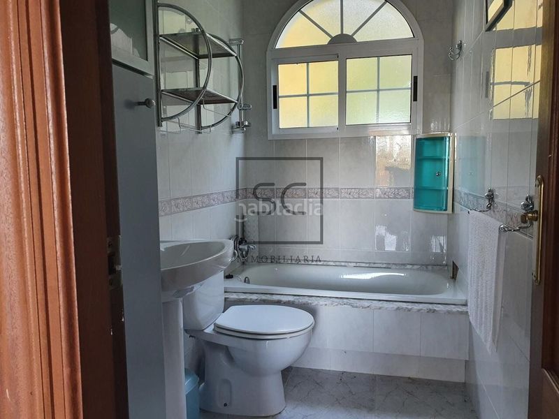 Foto 906f49f3-73d4-40ce-a332-2f3fea3ff134. Casa amb calefacció aparcament a Área Rural Ferrol
