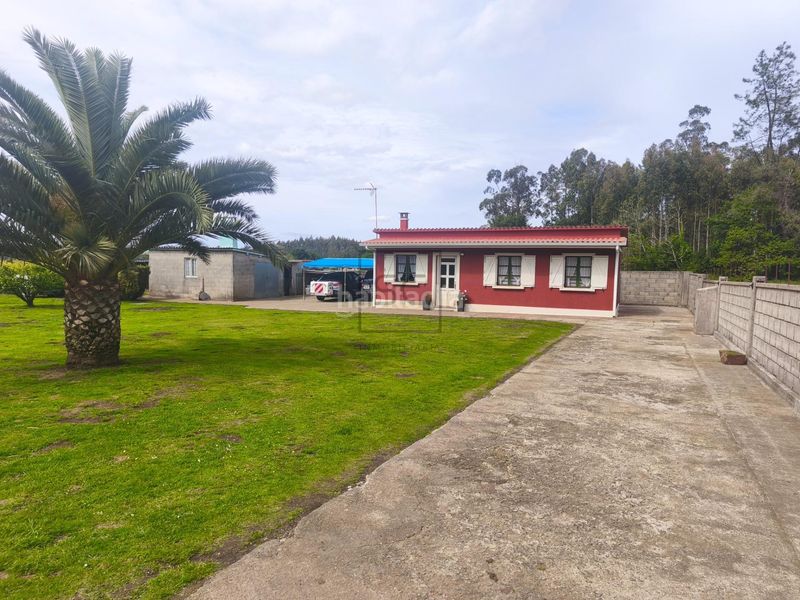 Foto 16b8941f-480f-4572-82b8-cef8742de211. Casa amb aparcament a Monfero