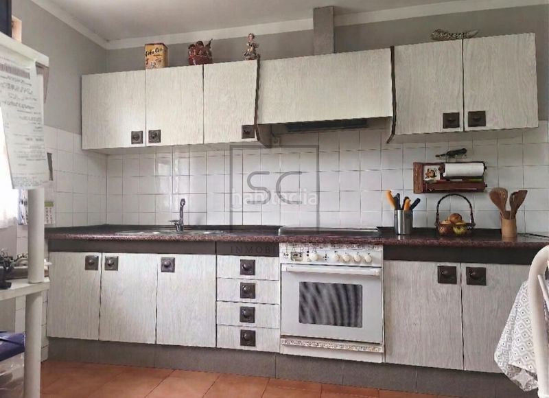 Foto 77fe6762-0e29-477d-87bb-0e78d95f4135. Casa amb aparcament a Monfero