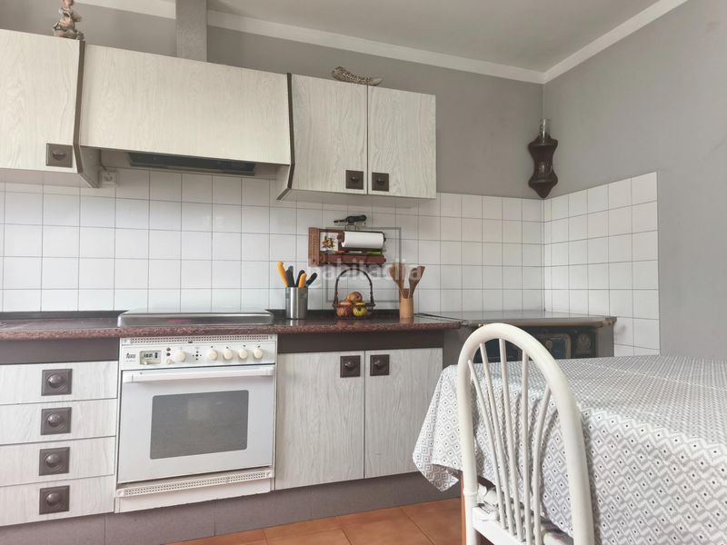 Foto b212c4df-6fe9-458e-a5c8-3d59220c5d83. Casa amb aparcament a Monfero