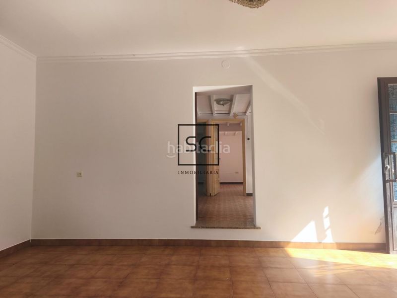 Foto 86bd1b0f-2c7a-4b5b-9936-e8cf3858b9e5. Casa amb aparcament a Cedeira